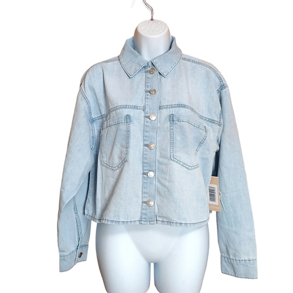 Just Fab cropped denim shirt